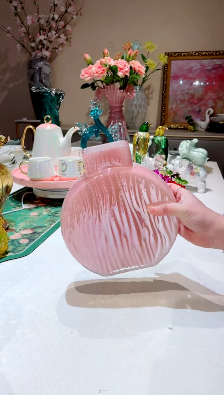 【闪购商品】琉璃手工艺品    粉色圆扁琉璃花瓶微瑕