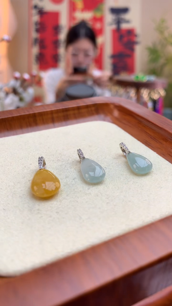 【闪购商品】翡翠颈饰银S925镶嵌水滴(多样性发其一）