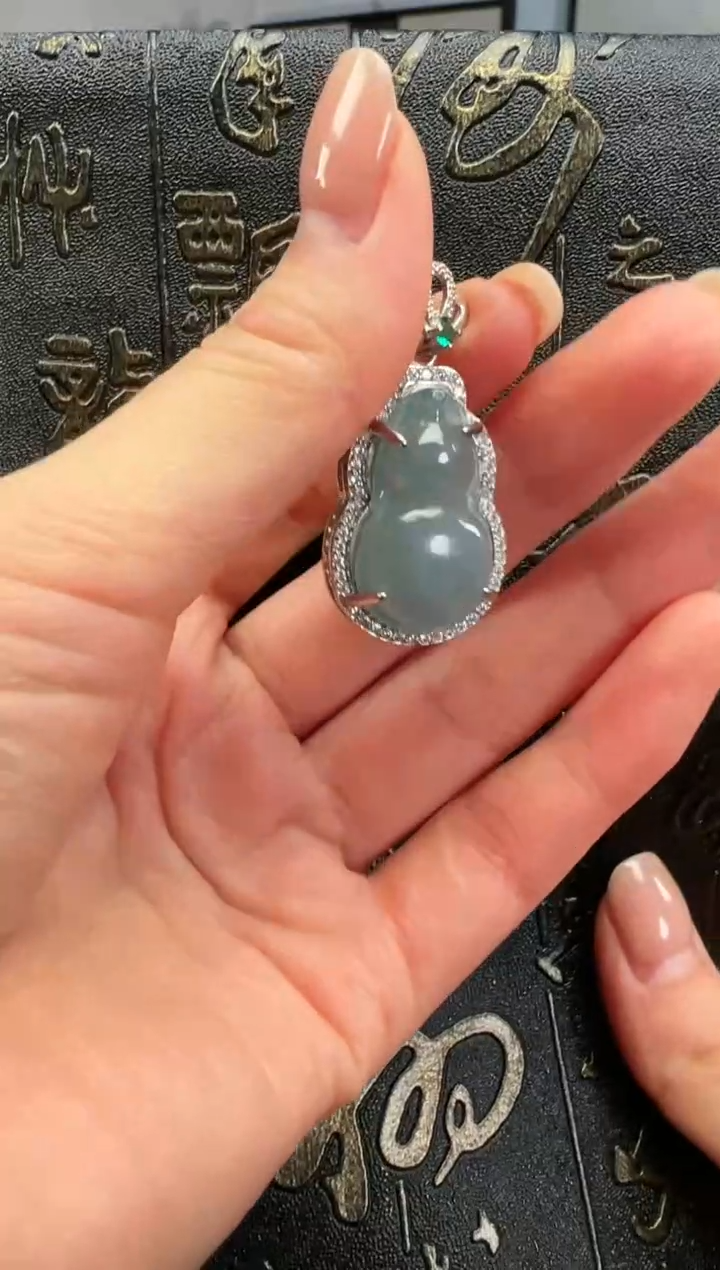 【闪购商品】翡翠挂件未镶嵌翡翠