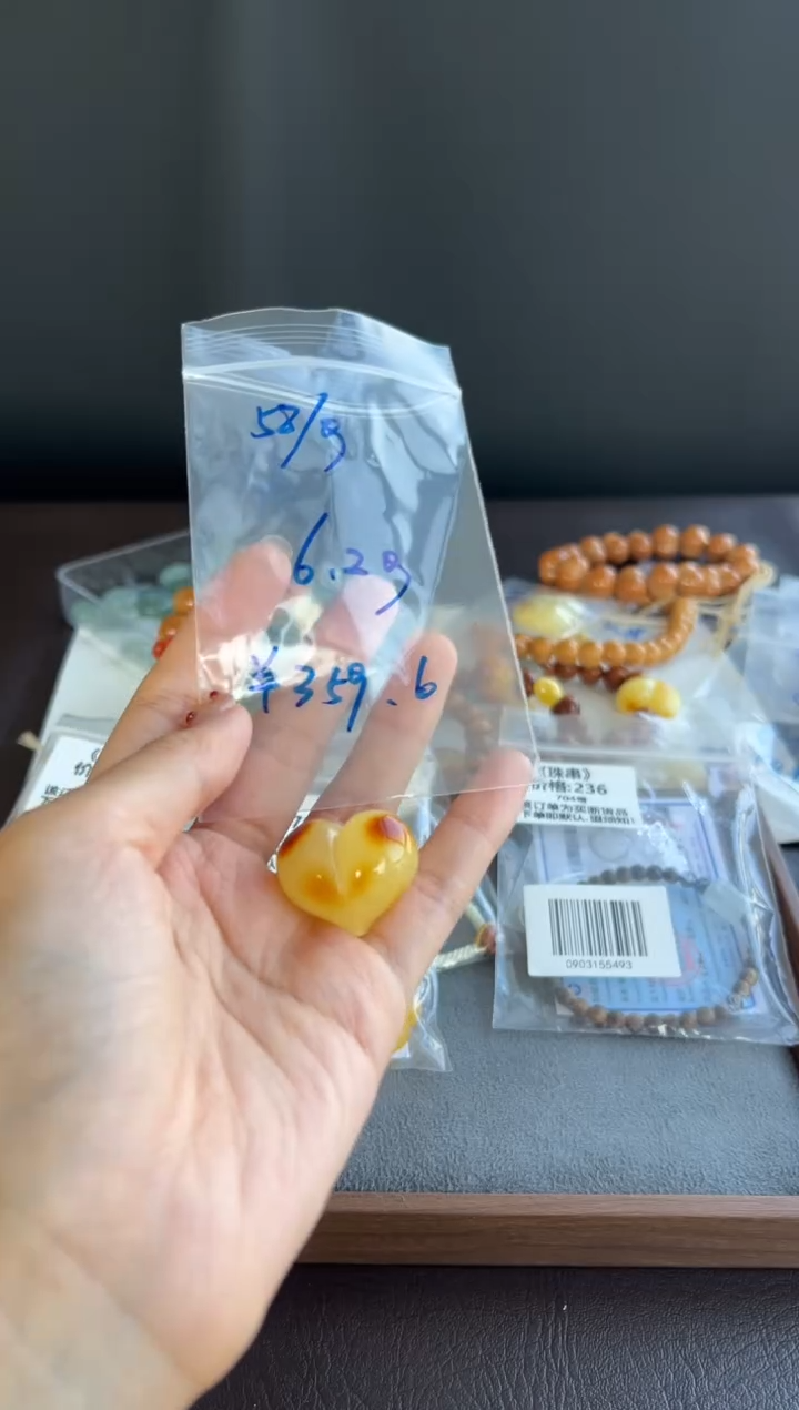 蜜蜡颈饰未镶嵌507买断