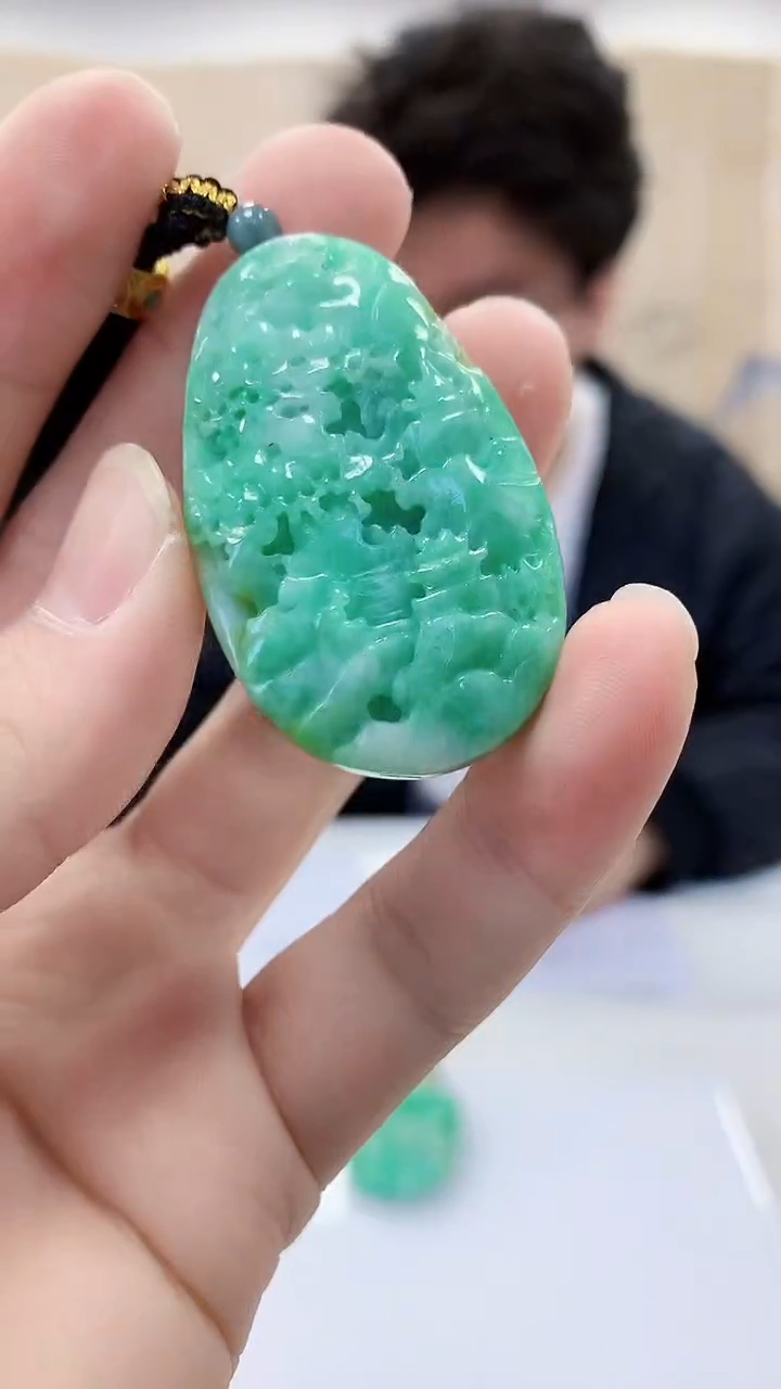 【闪购商品】定制翡翠未镶嵌4688bb-毛货挂件76