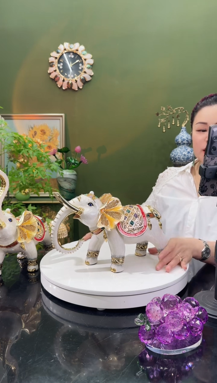 锌合金珐琅彩珍珠白大象 一对