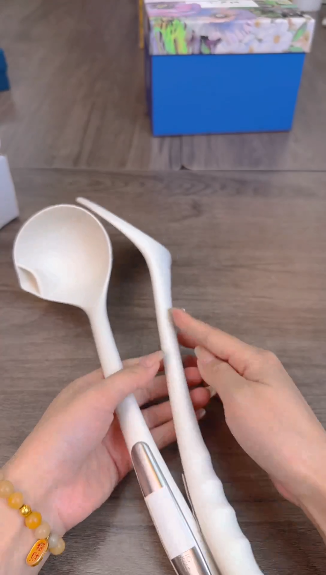 瓷片新号开播漏不停@@YP394