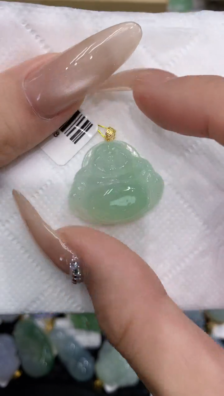 翡翠18K金镶嵌颈饰111111111111