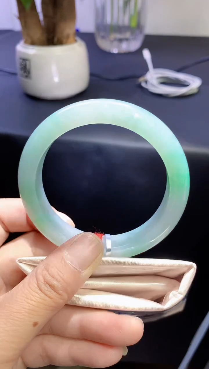 未镶嵌手镯翡翠翡翠手镯圈口54.8-t11