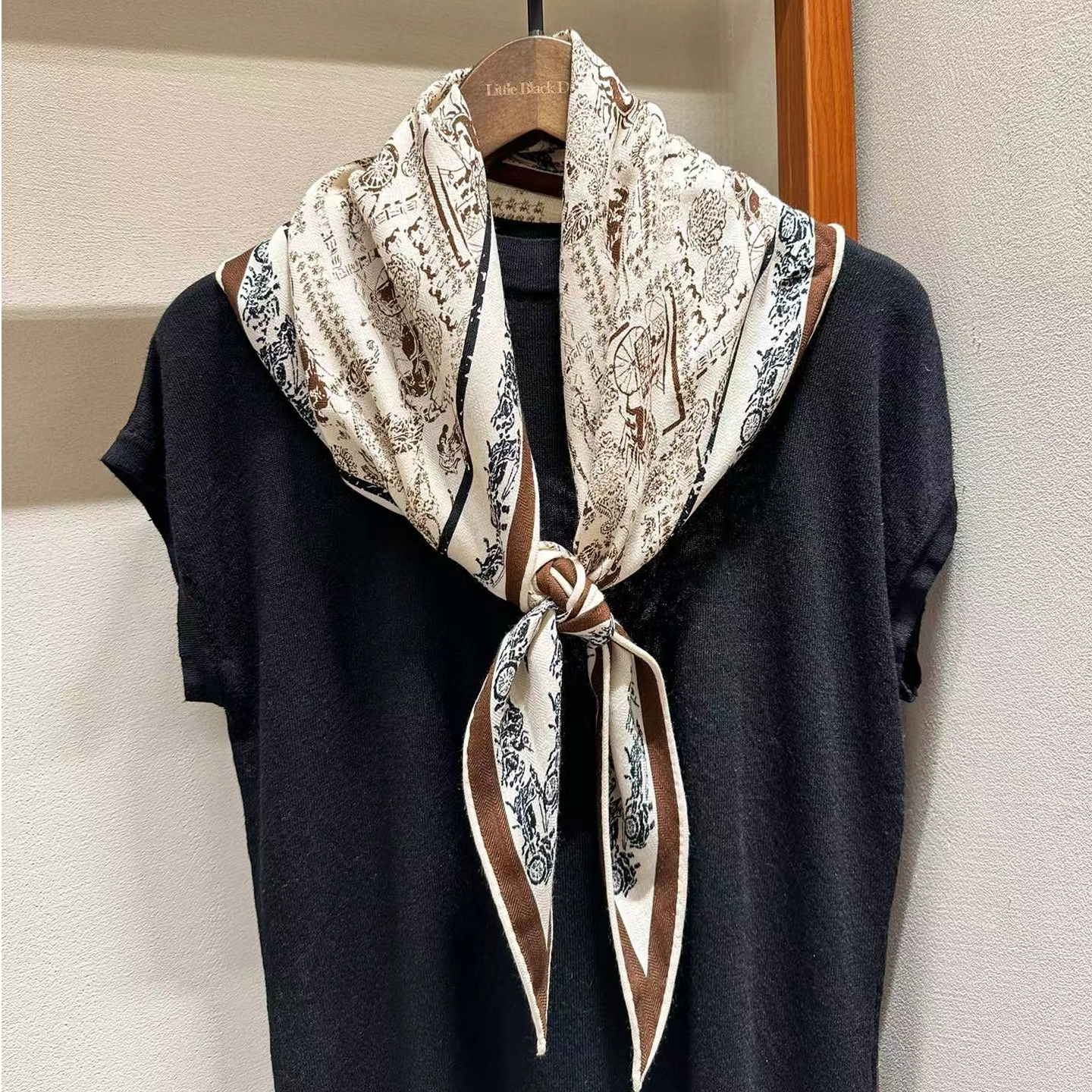 真丝羊毛双面复古马车130*40菱形巾披肩丝巾搭配围巾外搭G090