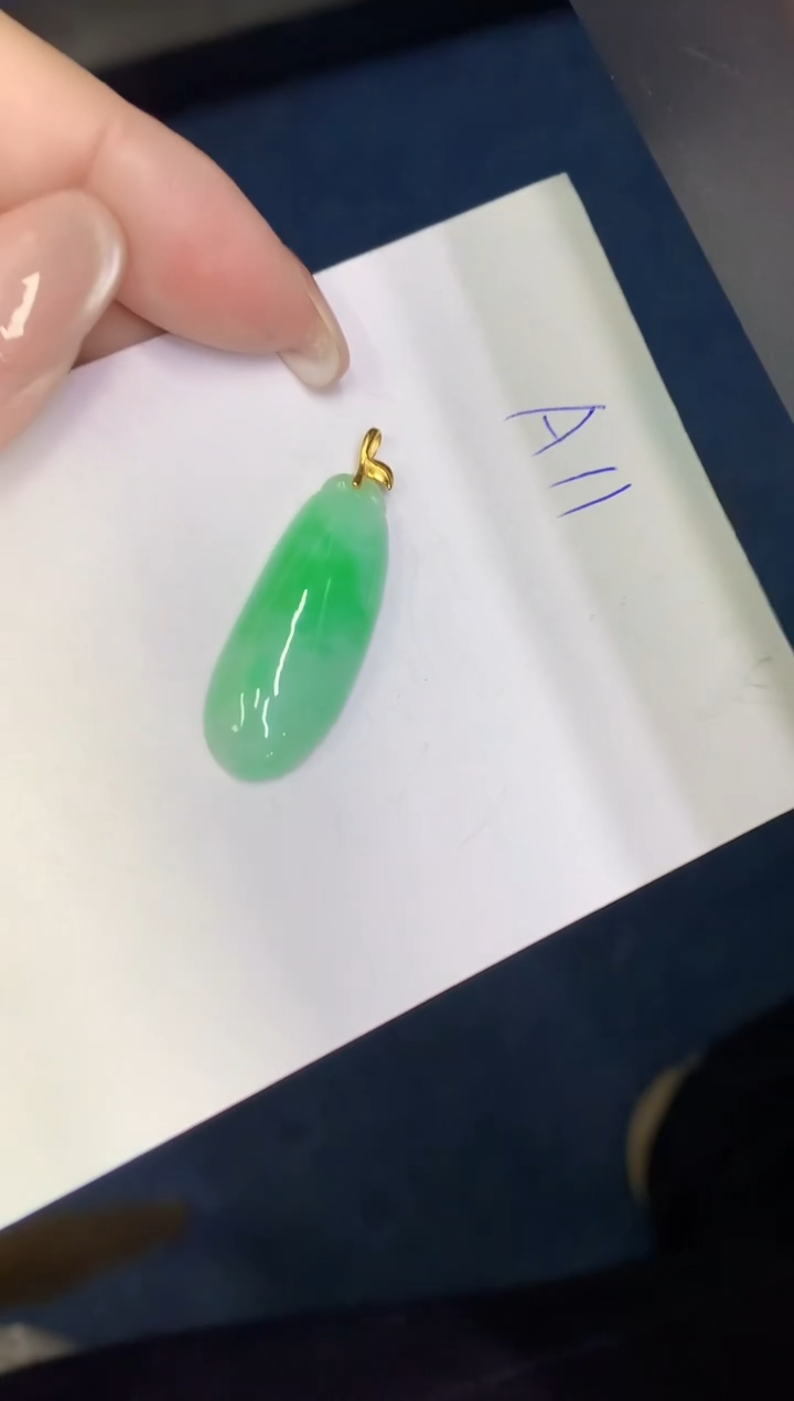 【闪购商品】翡翠18K金镶嵌颈饰00000000000