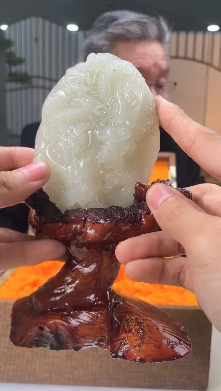 【闪购商品】定制和田玉和田玉（多样性拍一发一带证）160252