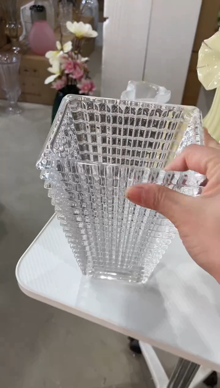 【闪购商品】无铅玻璃透明方形巴卡拉小号
