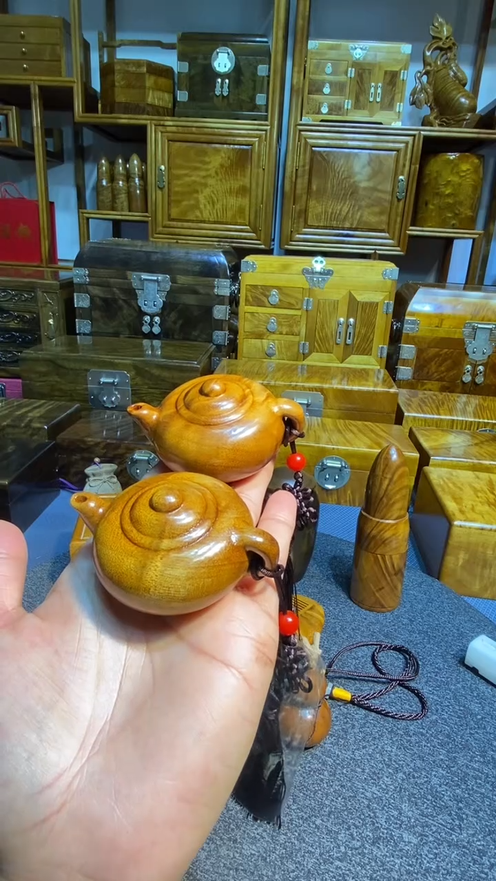 【闪购商品】金丝楠木艺小叶桢楠 把把壶一个