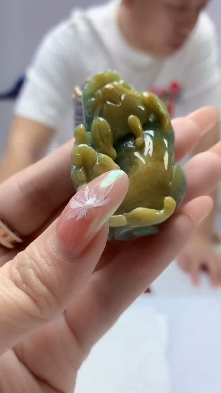 【闪购商品】定制翡翠未镶嵌4812DD-毛货挂件56