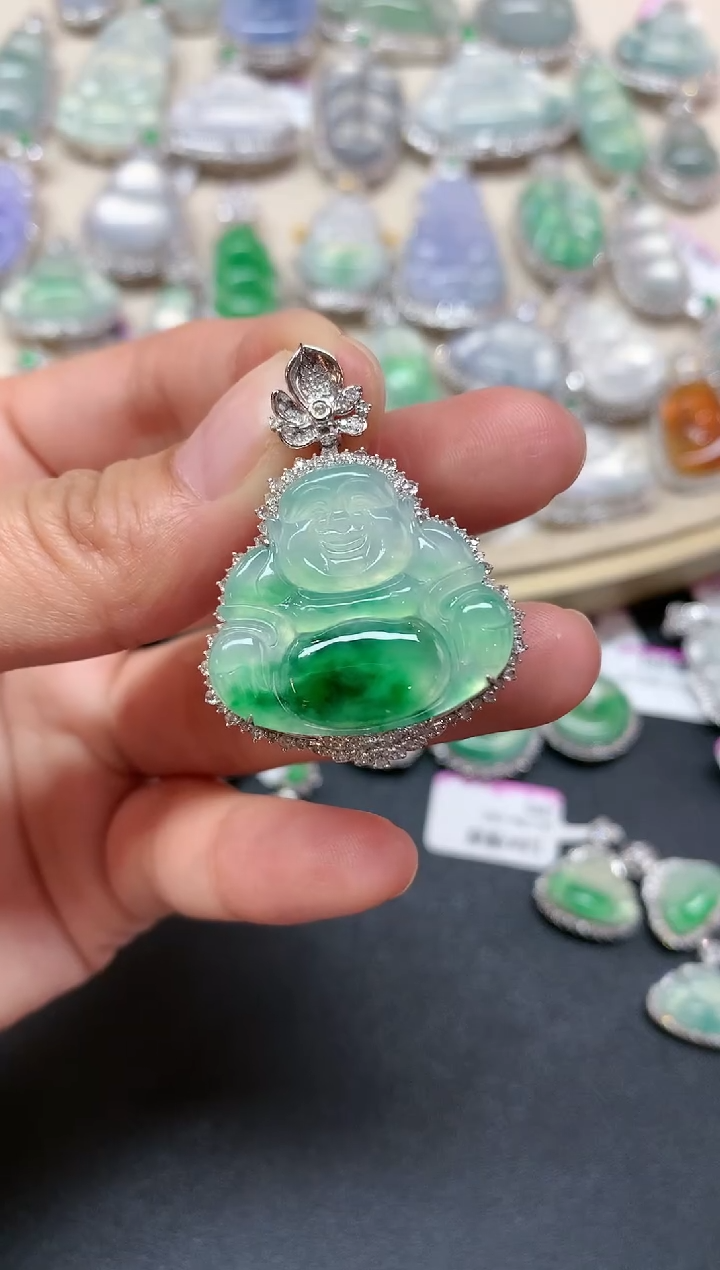 【闪购商品】翡翠吊坠(不含链)18K金镶嵌Q68|9800