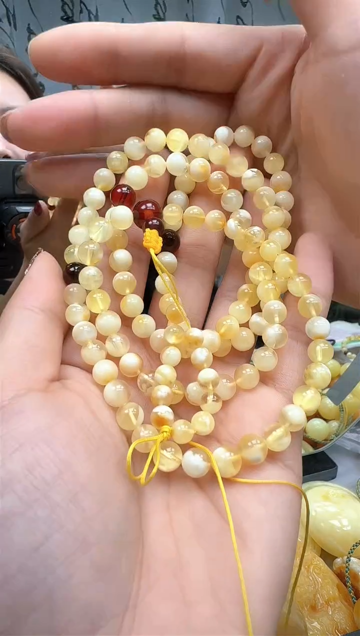 【闪购商品】琥珀裸石未镶嵌项链