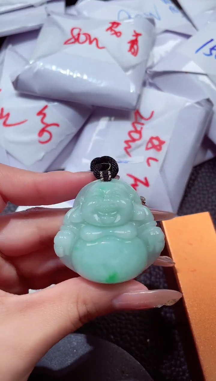 颈饰未镶嵌翡翠00000