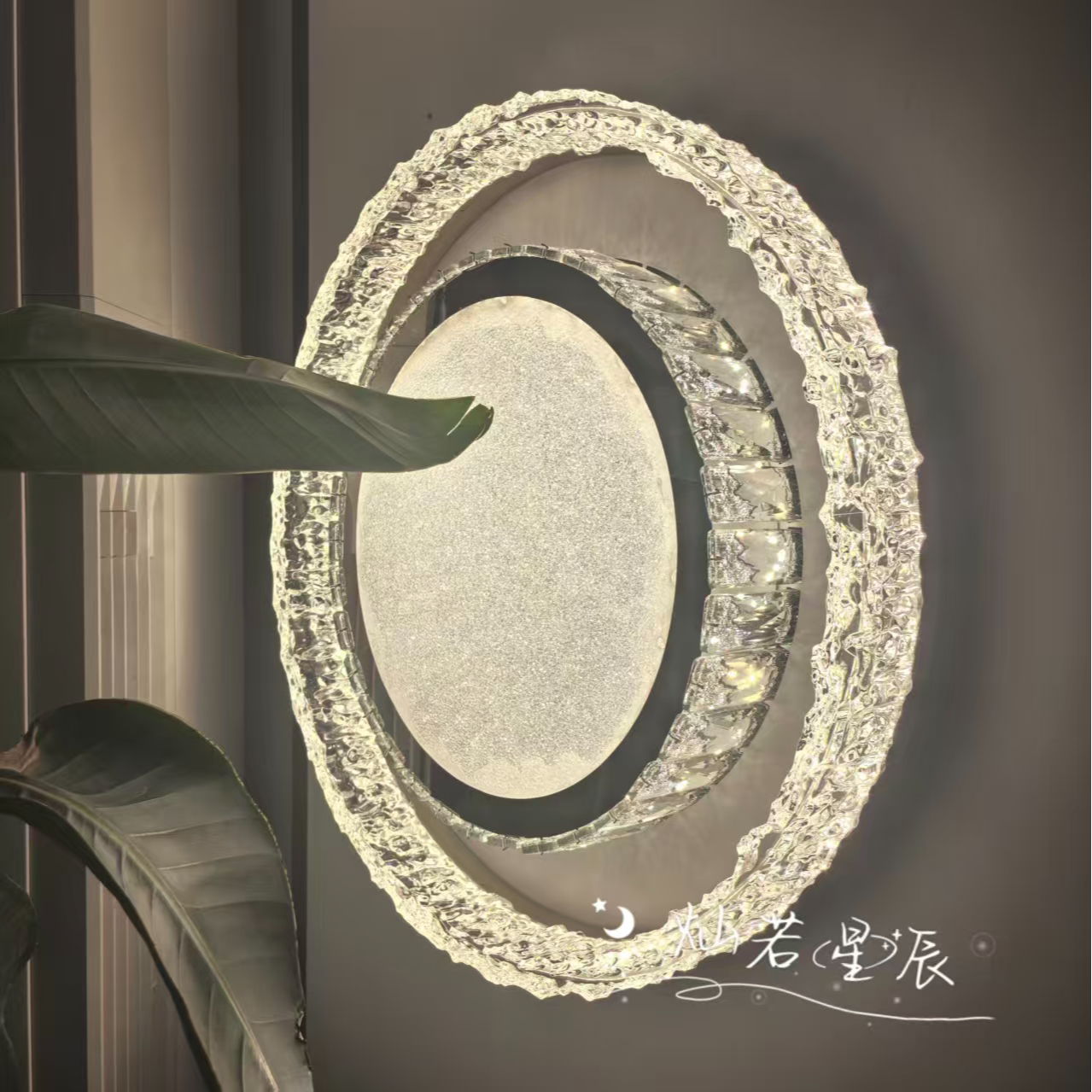 2025新款中山灯具轻奢极简水晶灯简约网红奶油风卧室房间护眼灯具