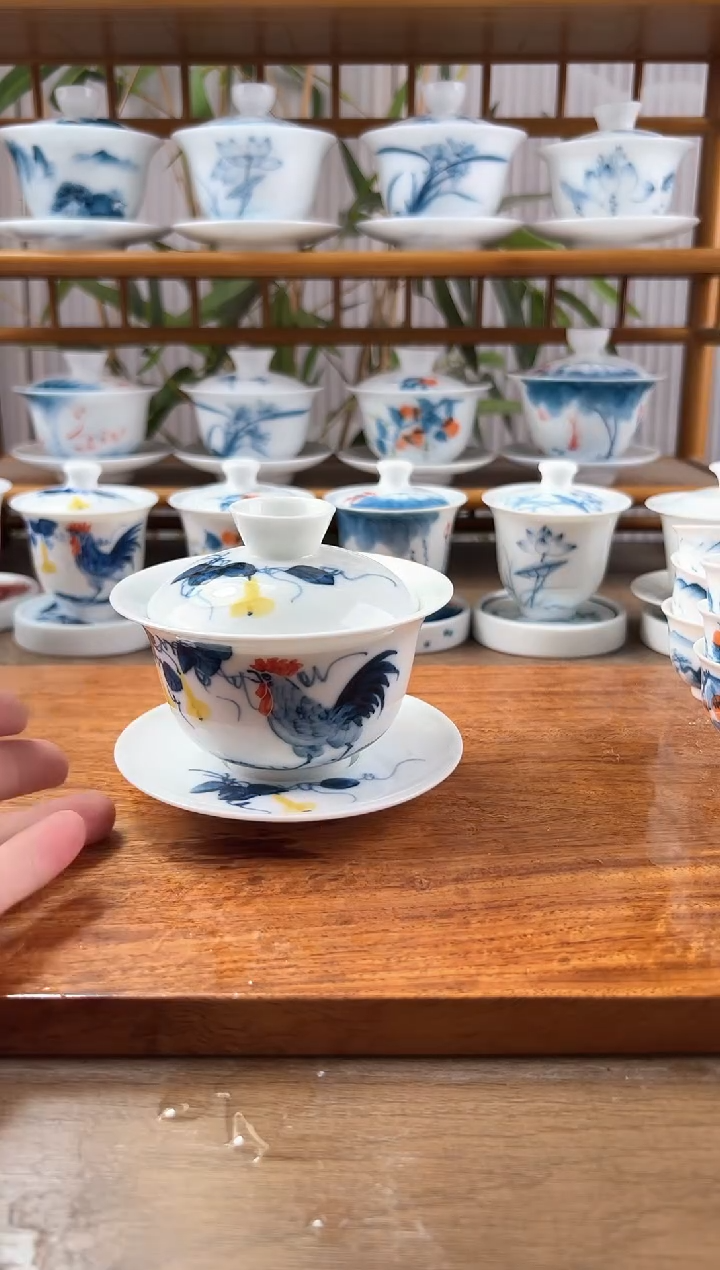 微瑕公鸡180ml三才盖碗