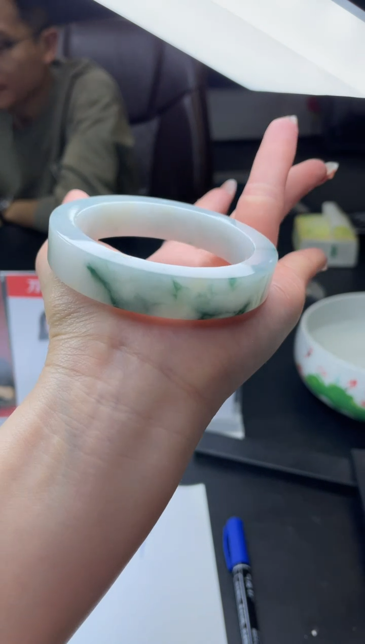 【闪购商品】定制翡翠手镯未镶嵌DDH97546