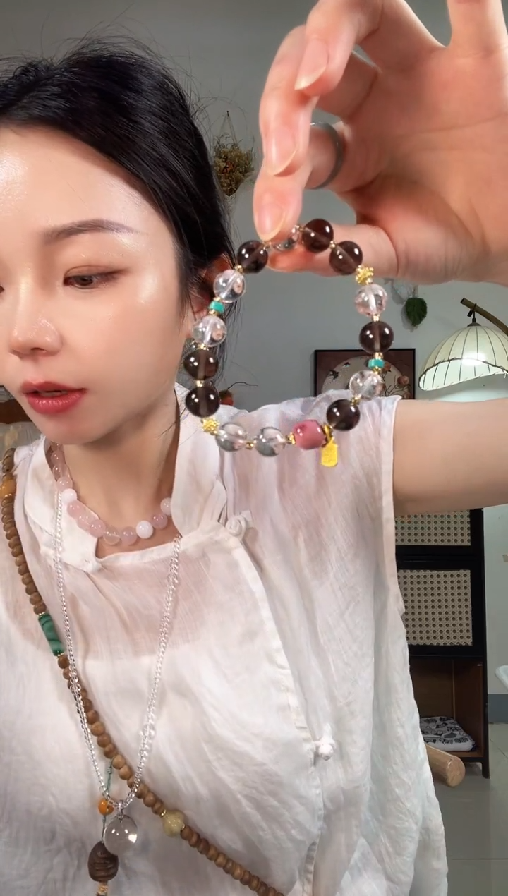 未镶嵌颈饰水晶Q646QQQQ