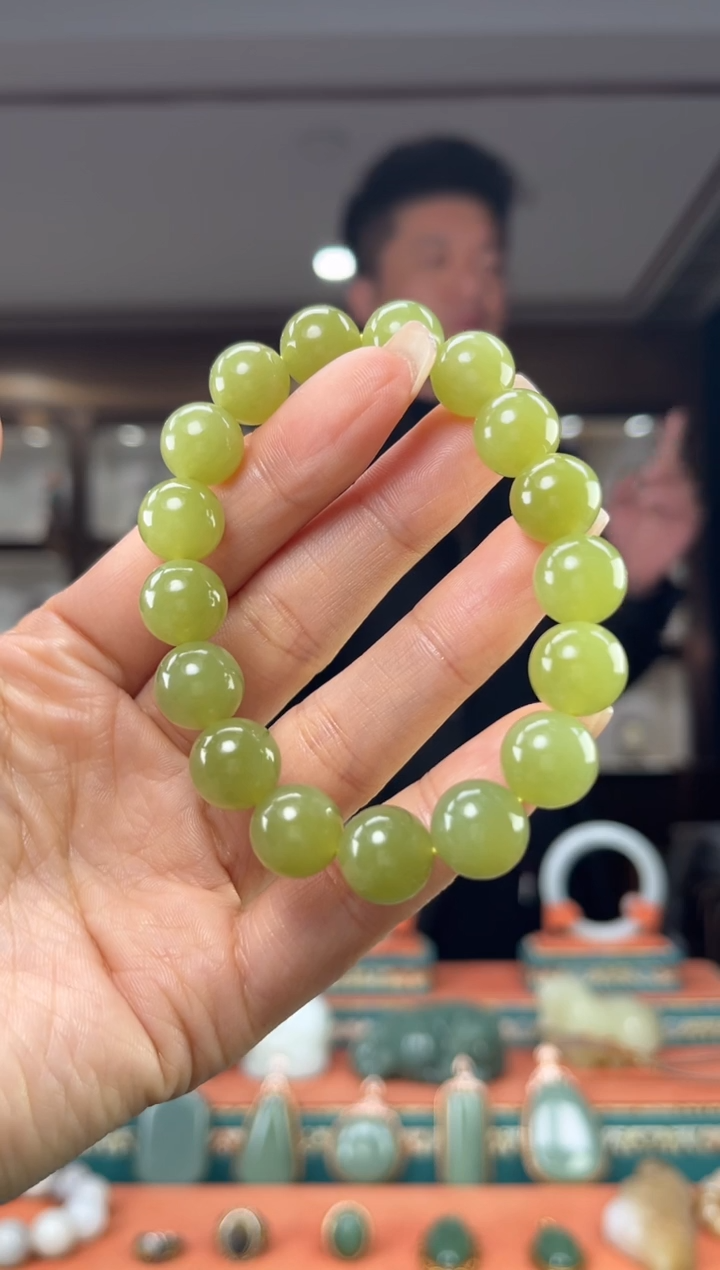 颈饰未镶嵌和田玉佩佩12mm左右