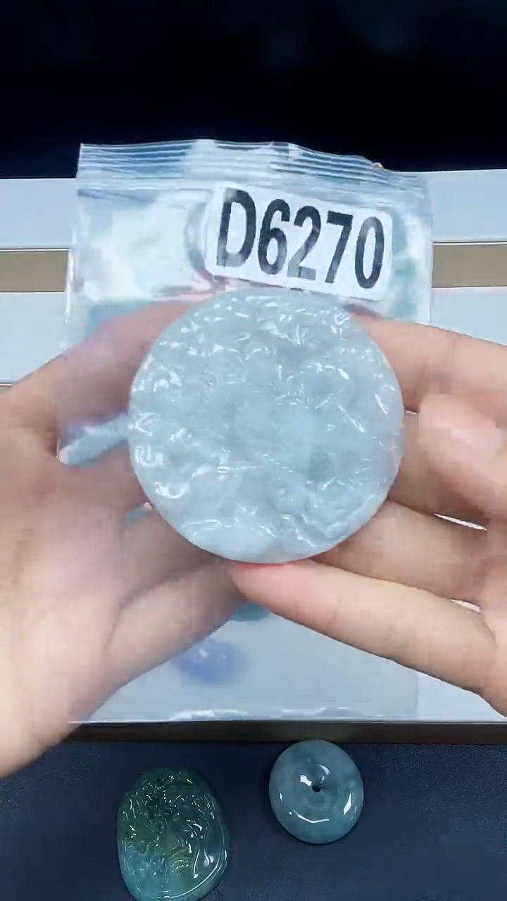 颈饰未镶嵌翡翠翡翠珠宝吊坠挂件