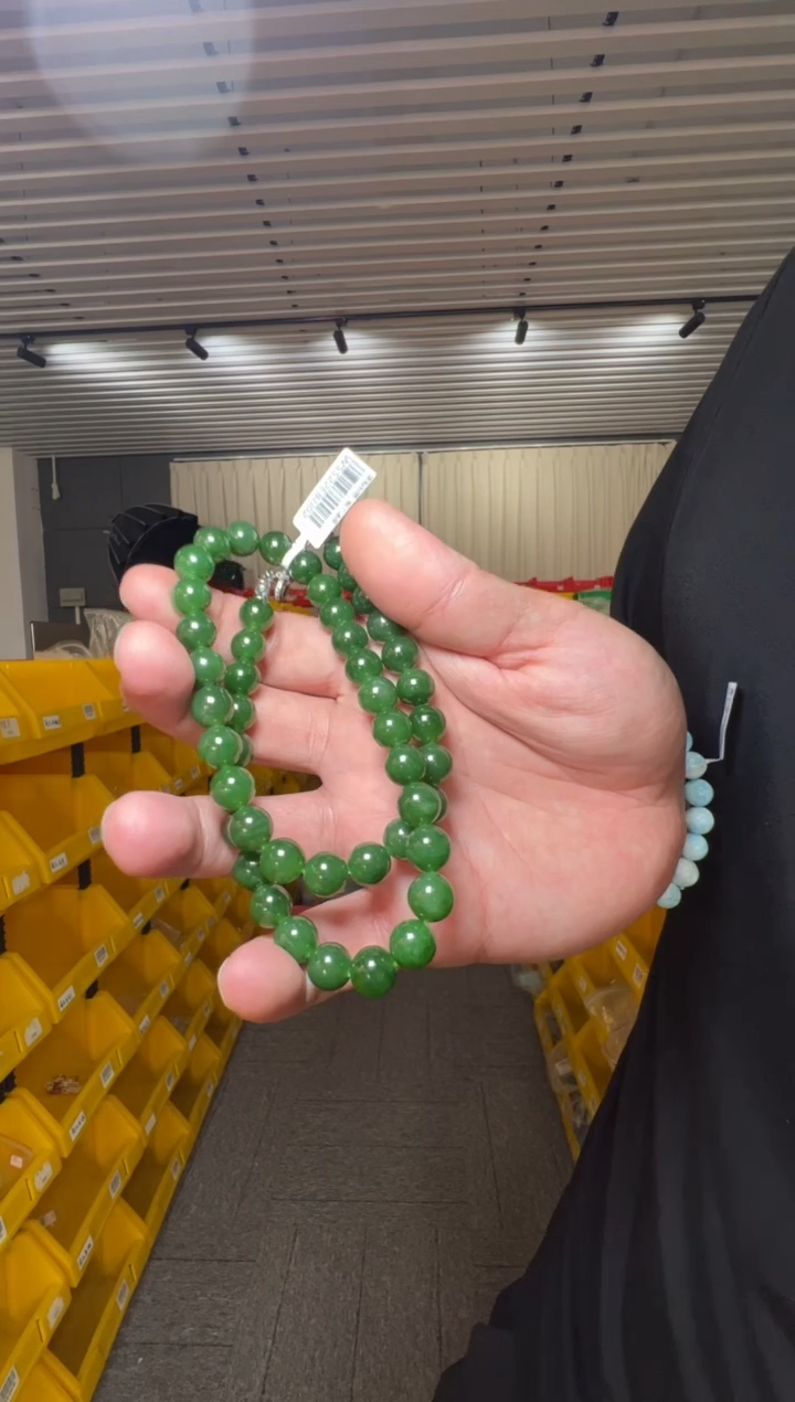 和田玉银S925镶嵌项链菠菜绿碧玉圆珠搭S925银万能扣项链