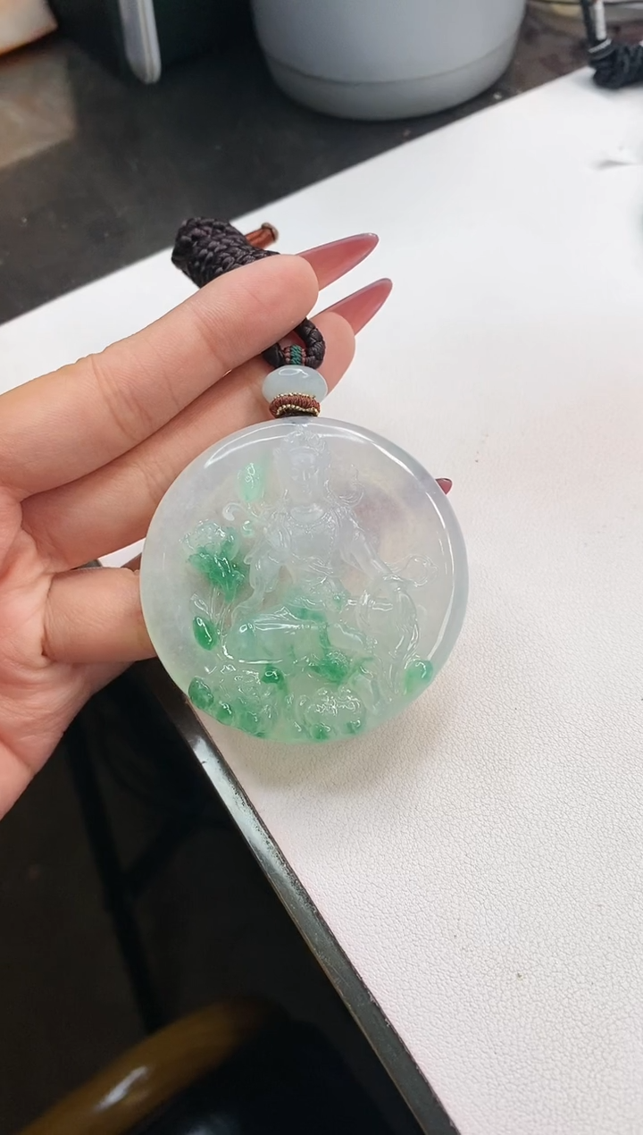 【闪购商品】翡翠颈饰未镶嵌大势至