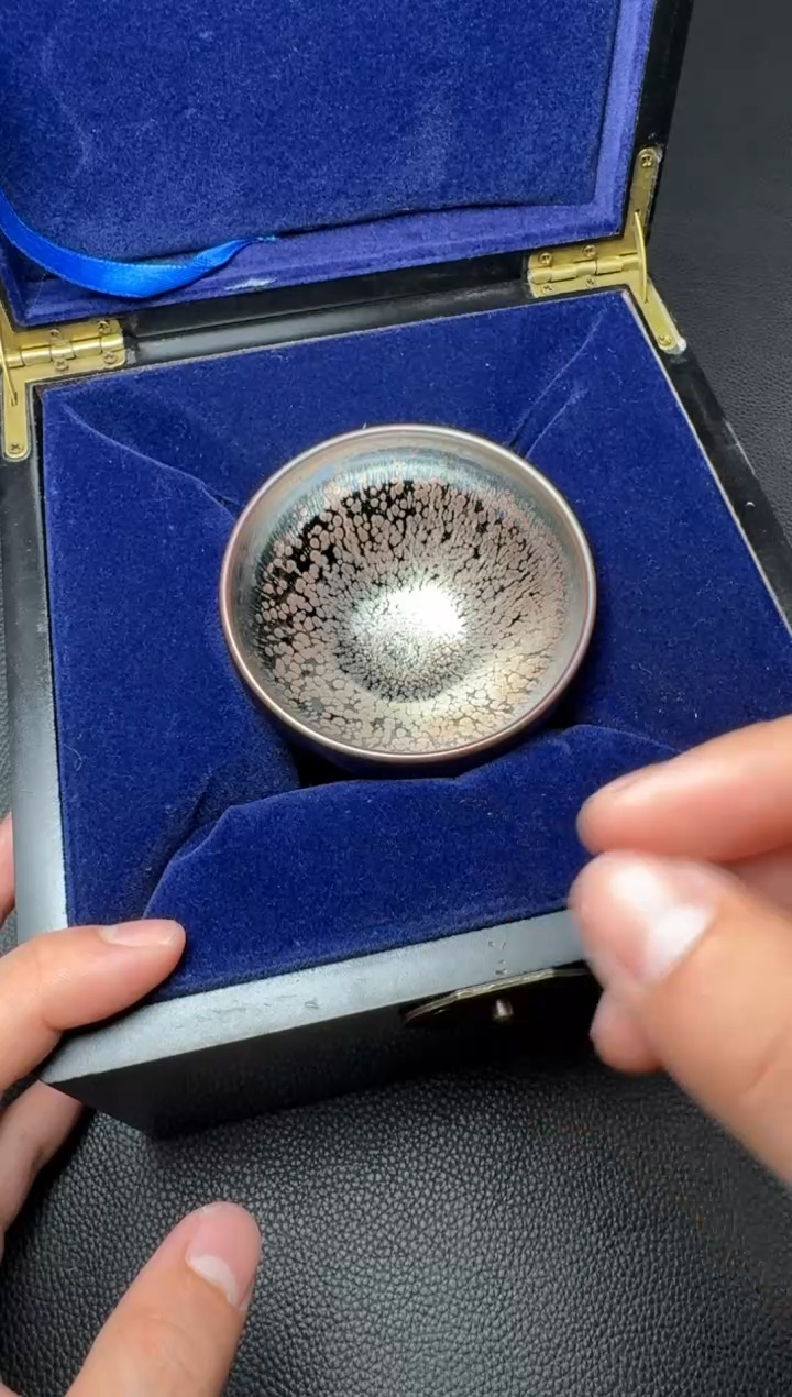 【闪购商品】茶盏杨敏彩金油滴49