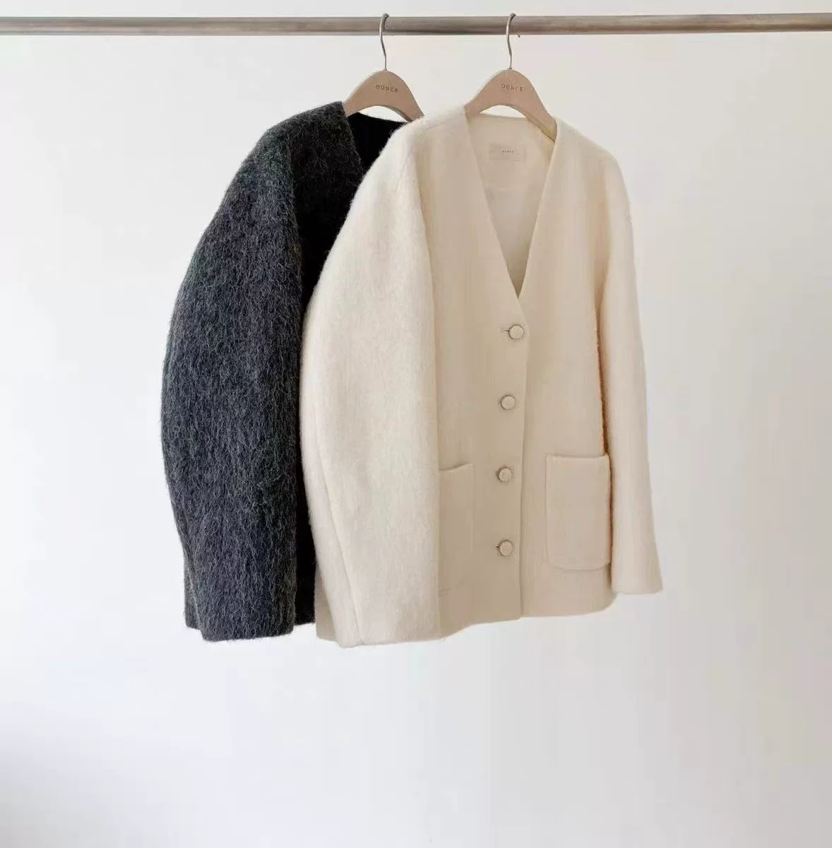 【牛牛】东大门OUN V领气质短款香风大衣