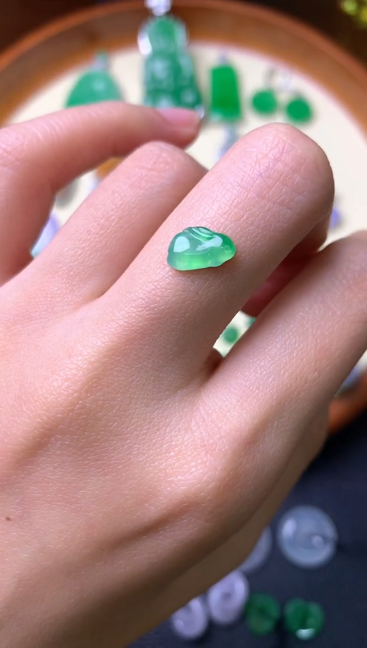 【闪购商品】定制翡翠未镶嵌裸石