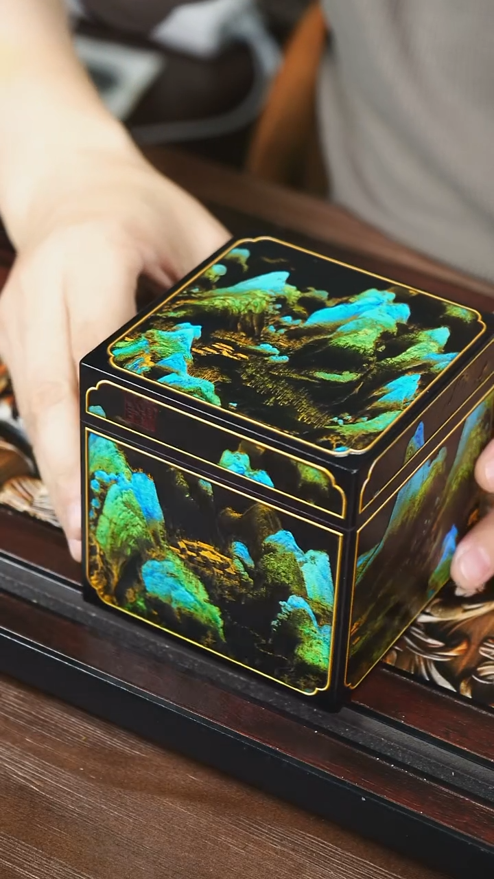壹藏贰宝千里江山·夜十公分盒子