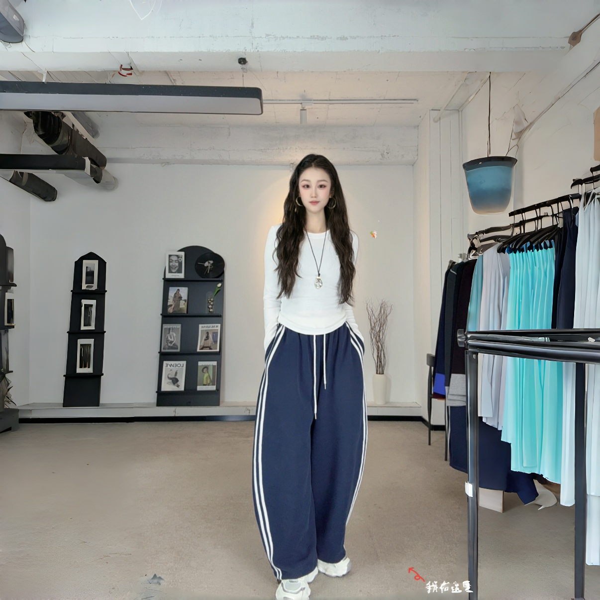 运动裤子女春秋撞色高腰显瘦宽松垂感直筒休闲卫裤条纹拼接阔腿裤