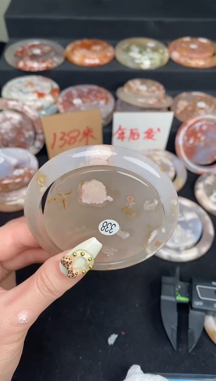 【闪购商品】石英质玉手镯（圆镯）未镶嵌61.9