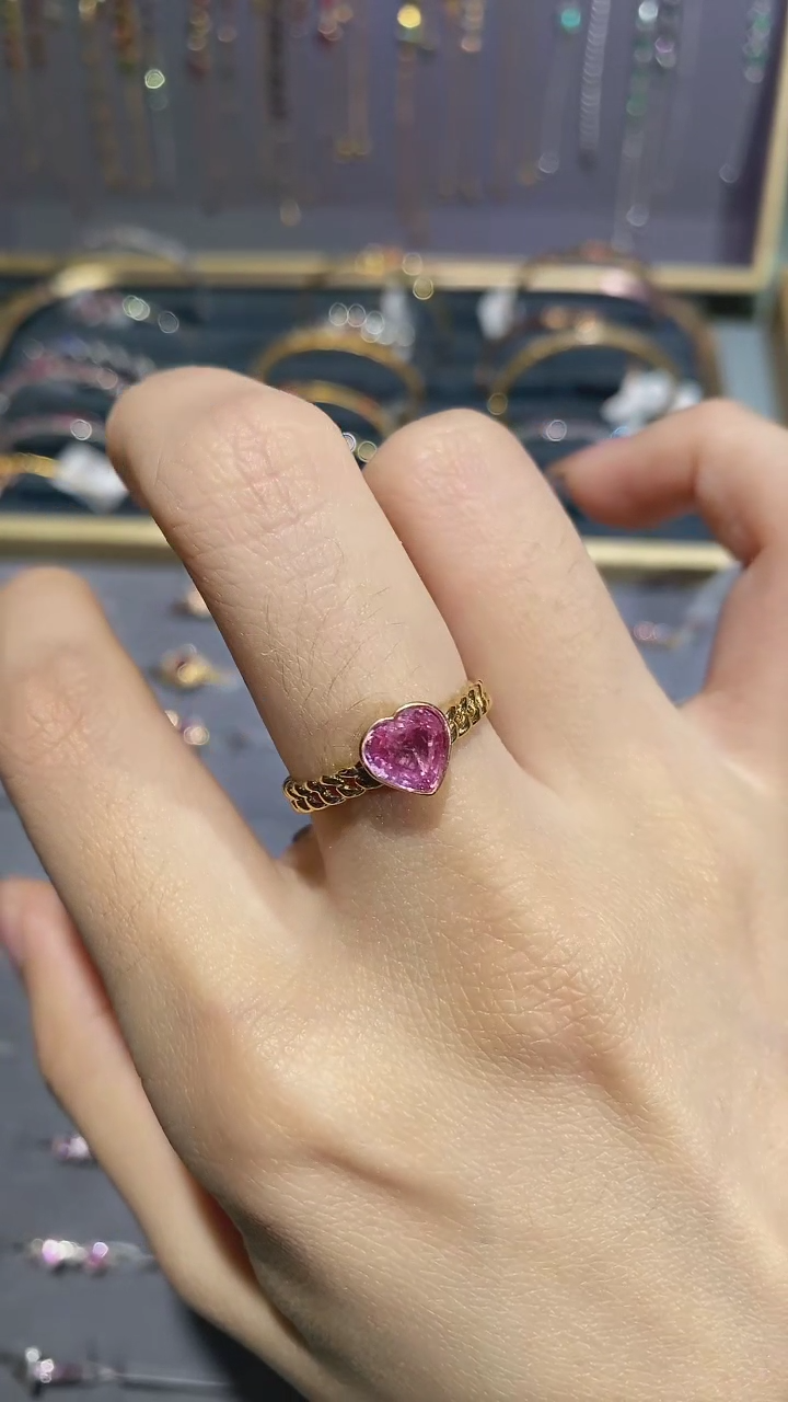 【闪购商品】蓝宝石戒指18K金镶嵌戒指