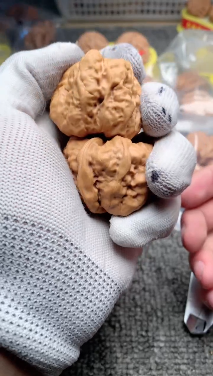 文玩核桃吊坠蛤蟆