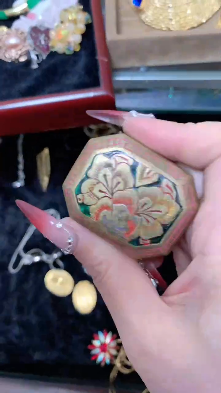 【闪购商品】瓷片楚楚中古珠宝甄选不退换