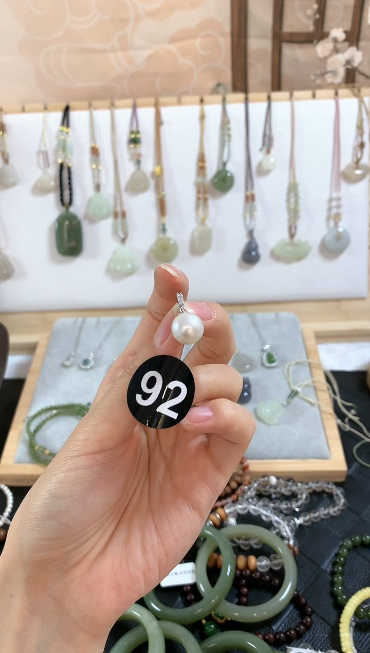 淡水珍珠银S925镶嵌颈饰青**依吊坠4