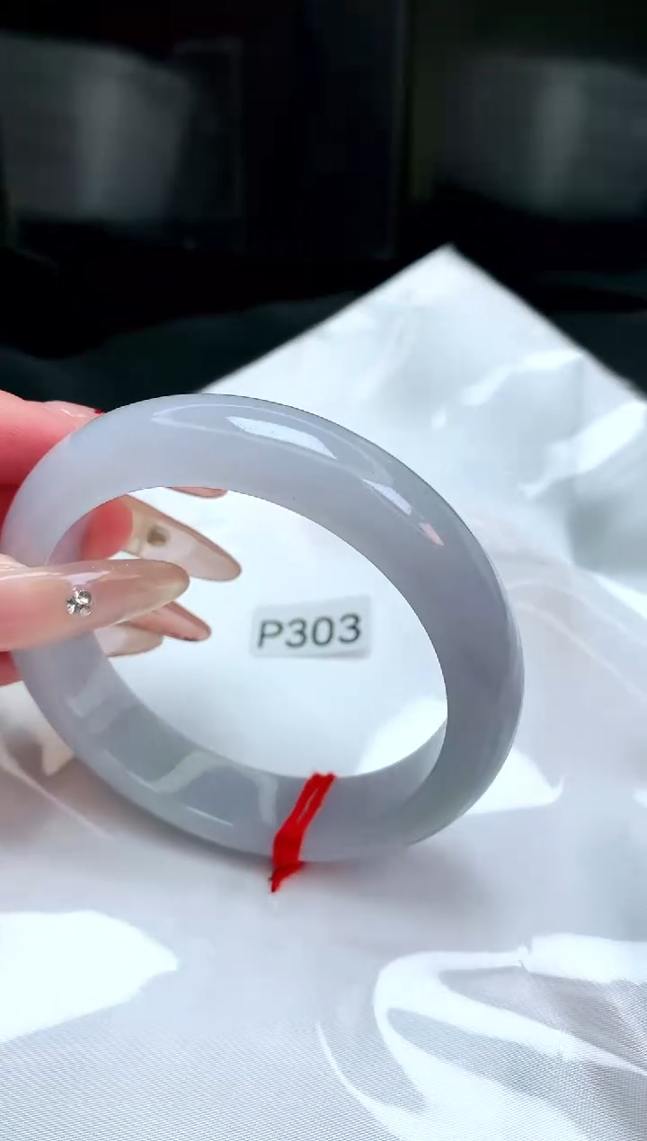 【闪购商品】翡翠手镯未镶嵌缅甸天然A货翡翠