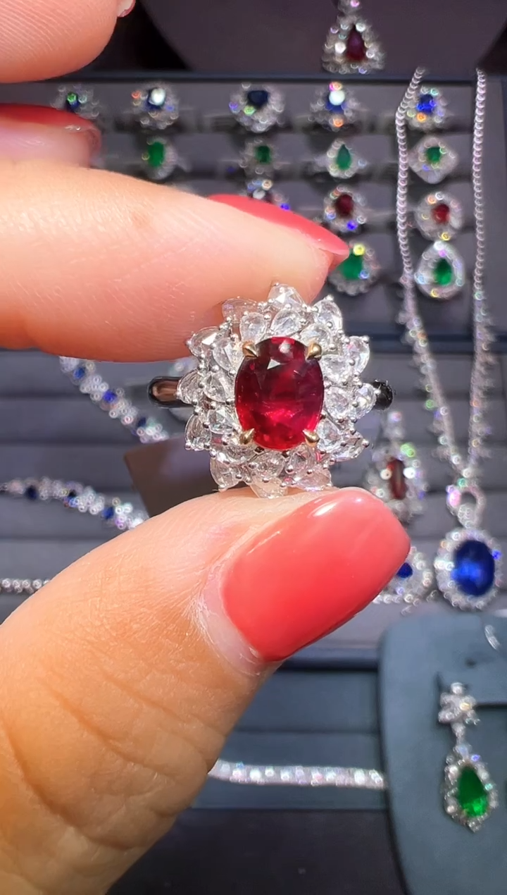 18K金镶嵌戒指红宝石1.4ct/AIGS/无烧鸽血红