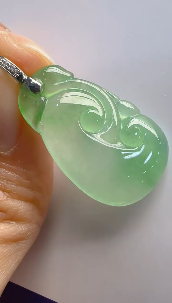 【闪购商品】翡翠吊坠(不含链)18K金镶嵌多样性团购发一件