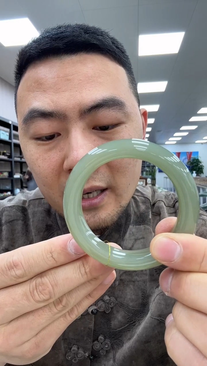 【闪购商品】和田玉手镯未镶嵌54-55  434