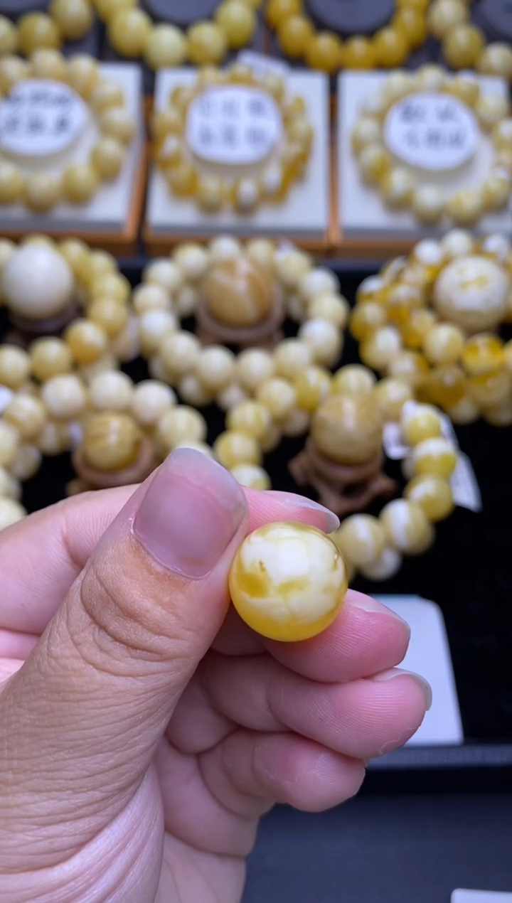 裸石琥珀未镶嵌大小姐珠宝严选139