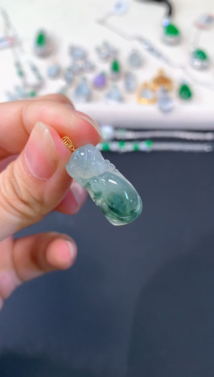 【闪购商品】翡翠吊坠(不含链)18K金镶嵌A112|680