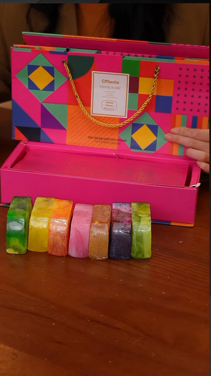 陶32-CMoxla蒄慕熙 七彩星河织梦精油皂-CF4699