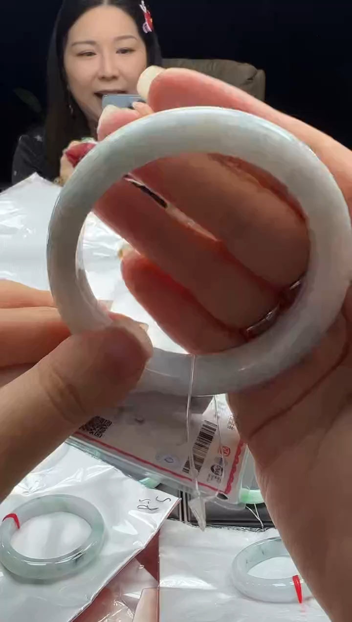 未镶嵌手镯翡翠0785660041有纹裂瑕疵已告知