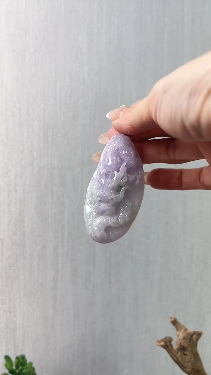 【闪购商品】翡翠颈饰未镶嵌龙牌