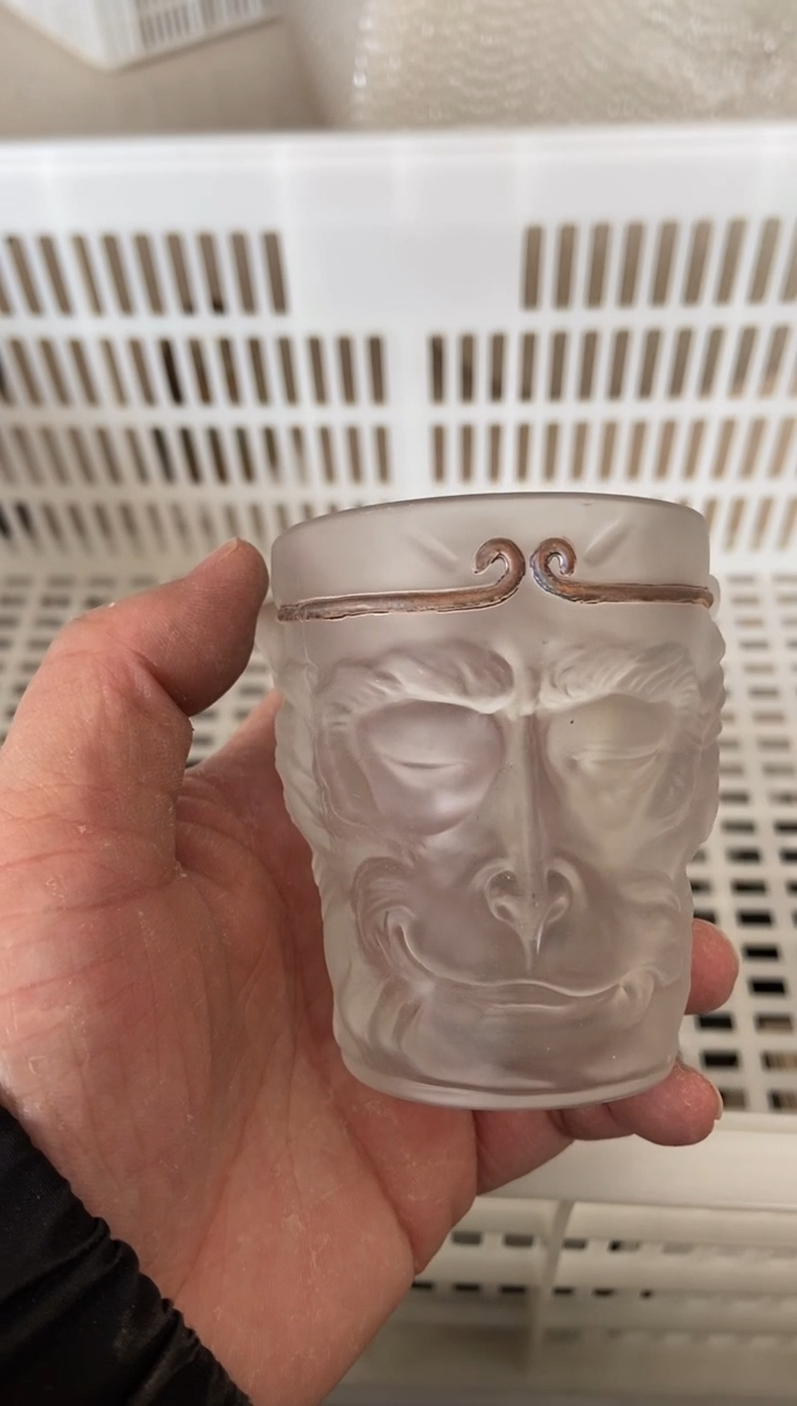 杯子瓷无运费险有瑕疵的摄影的产品有使用过的痕迹有点脏介意勿拍