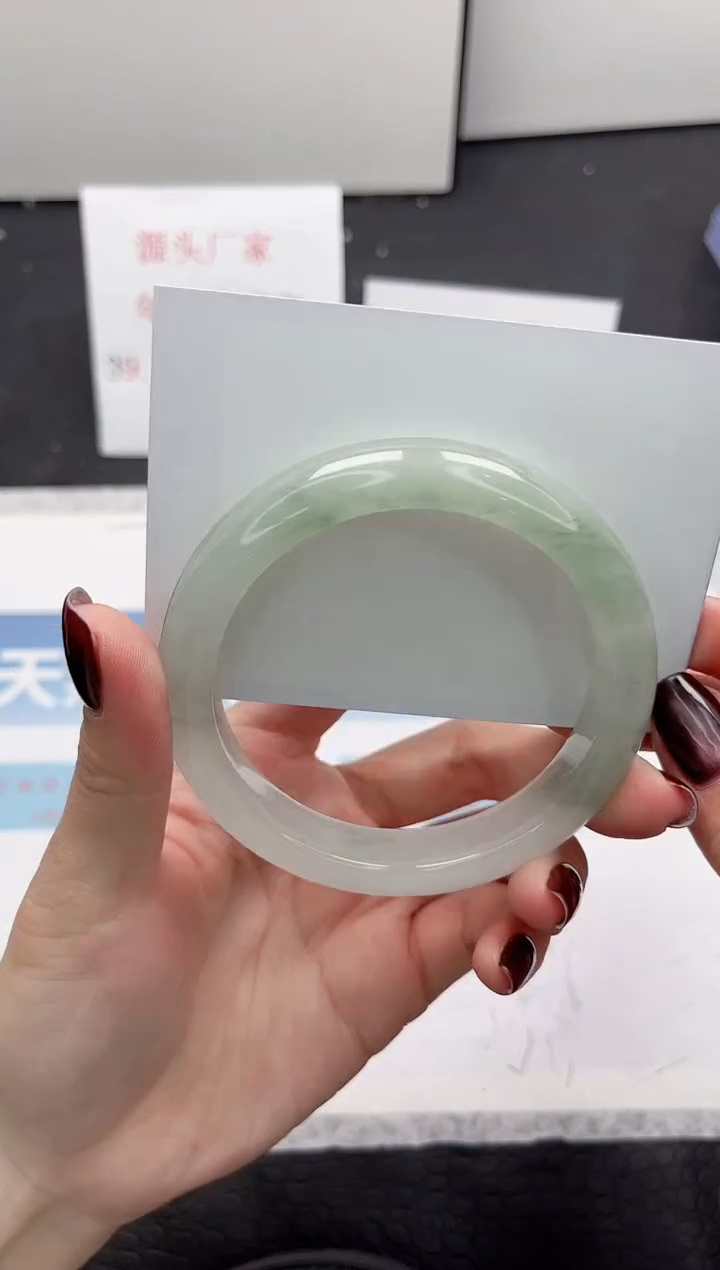 【闪购商品】石英质玉手镯未镶嵌151-60.5