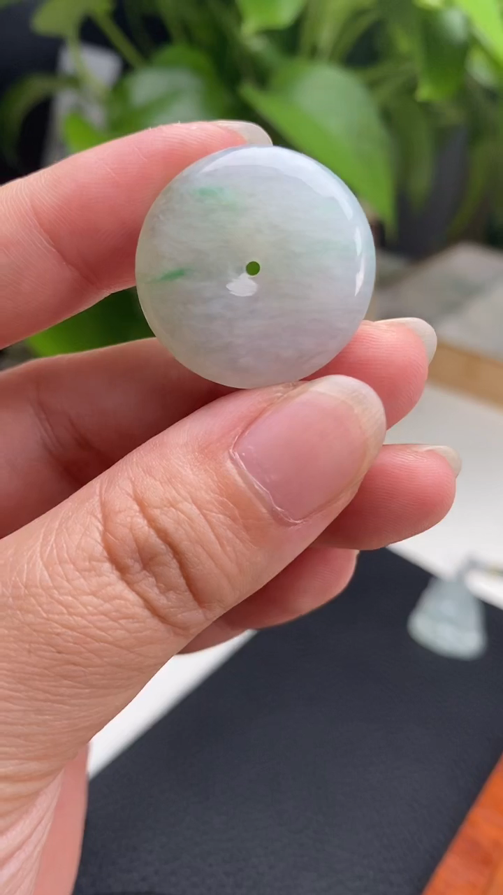 【闪购商品】翡翠挂件未镶嵌平安扣