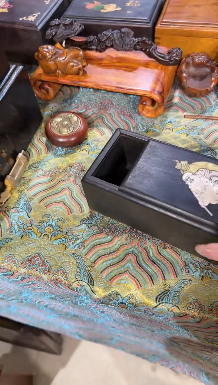 【闪购商品】木木艺紫檀弥勒抽拉盒80.8888