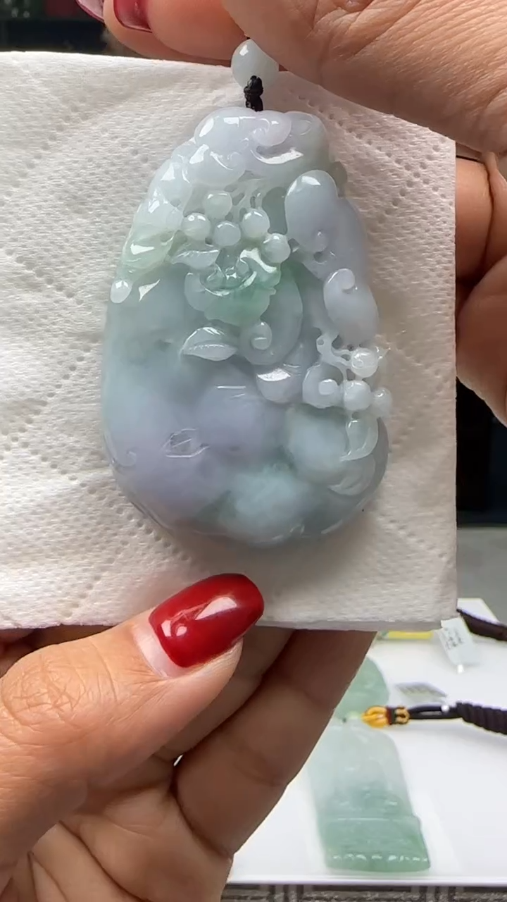 【闪购商品】翡翠颈饰未镶嵌天然翡翠A货吊坠